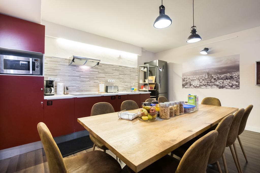 Barcelona & You Hostel Sagrada Familia المظهر الخارجي الصورة