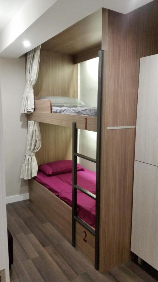 Barcelona & You Hostel Sagrada Familia المظهر الخارجي الصورة